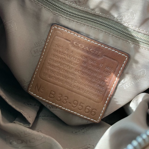 VINTAGE Y2K COACH SADDLE LEATHER CROSS-BODY BAG HOBO PURSE 9566 - Picture 4 of 9